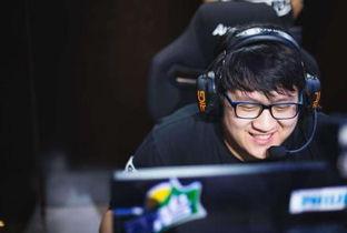 电竞男吃瓜,揭秘男选手的“吃瓜”日常